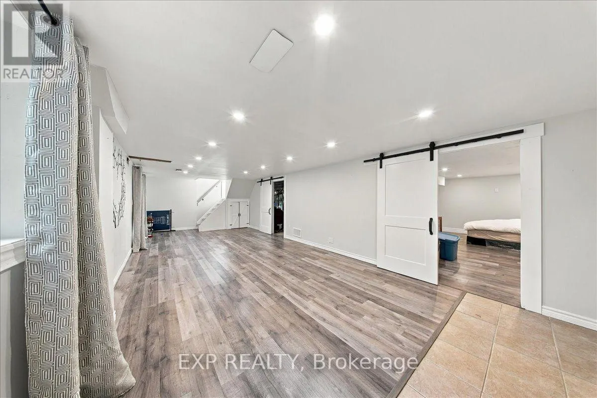 523 BRENTWOOD AVENUE