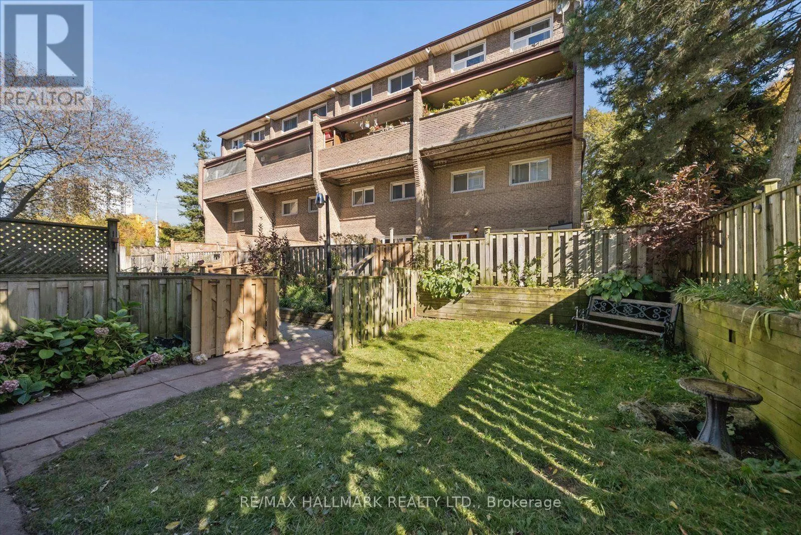 9 - 91 MUIR DRIVE