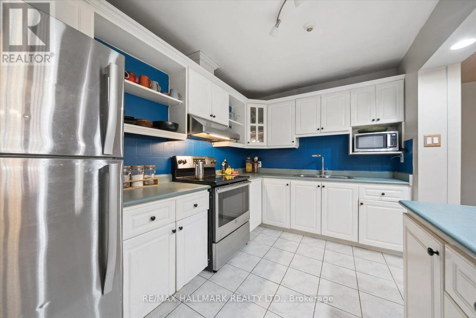 9 - 91 MUIR DRIVE