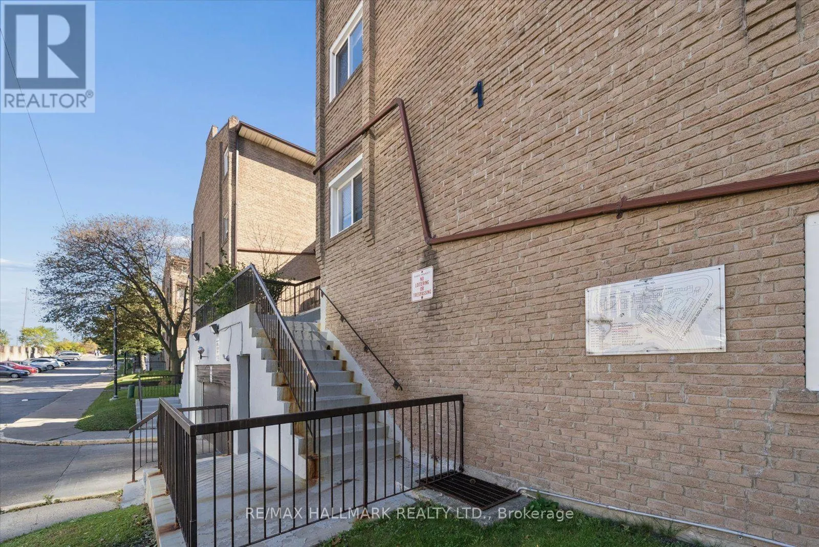 9 - 91 MUIR DRIVE