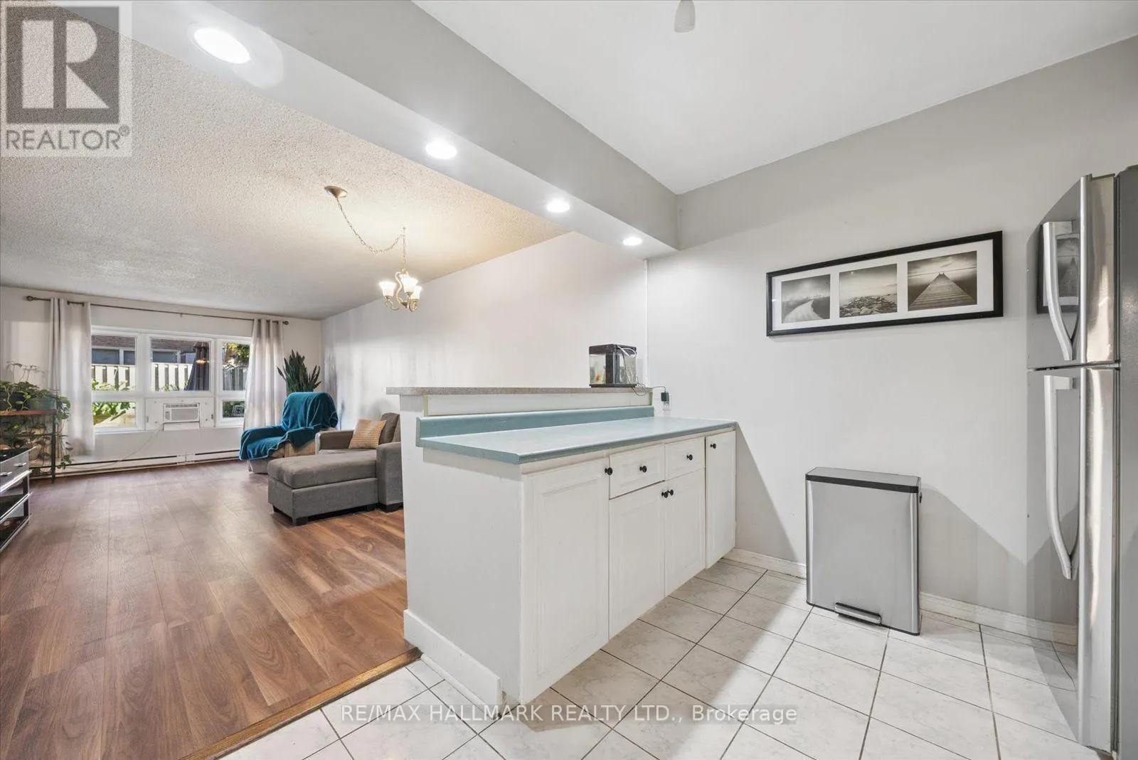 9 - 91 MUIR DRIVE