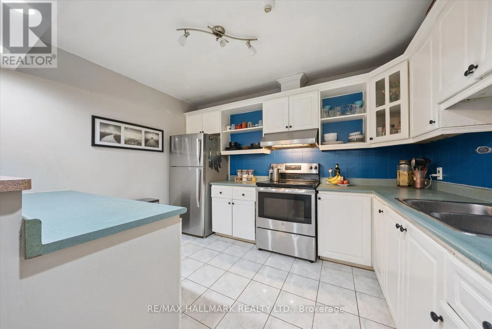 9 - 91 MUIR DRIVE