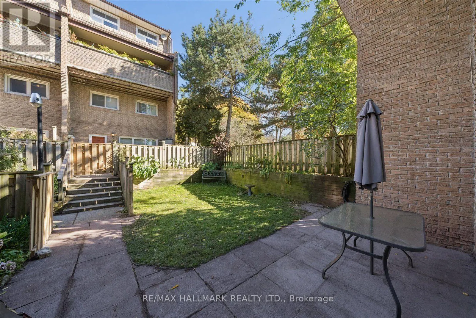 9 - 91 MUIR DRIVE
