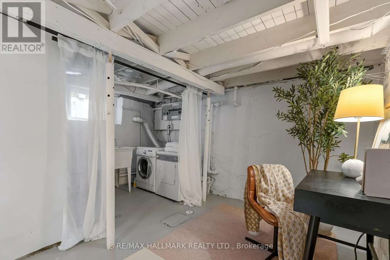 25 NORTHVIEW AVENUE