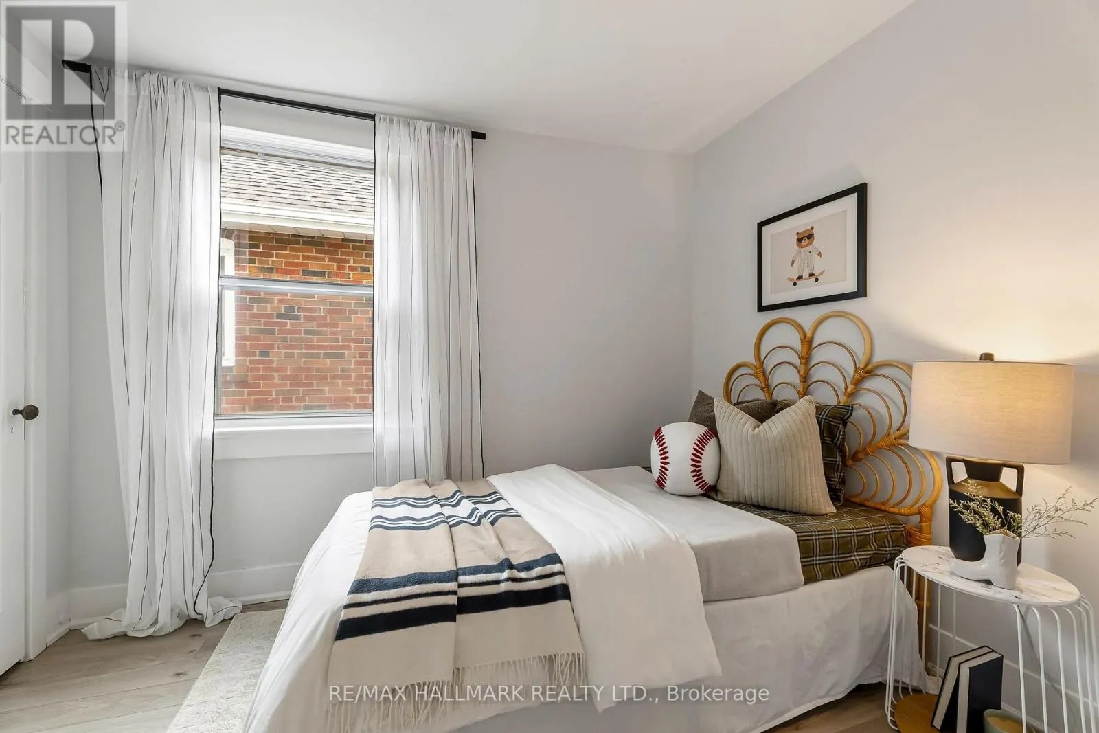 25 NORTHVIEW AVENUE