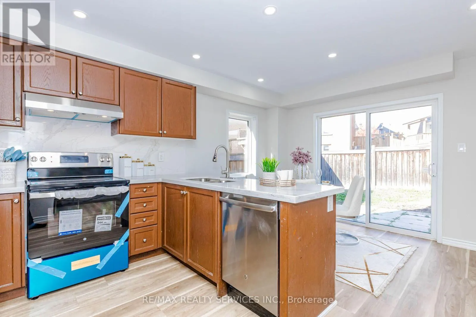 37 SKELTON CRESCENT