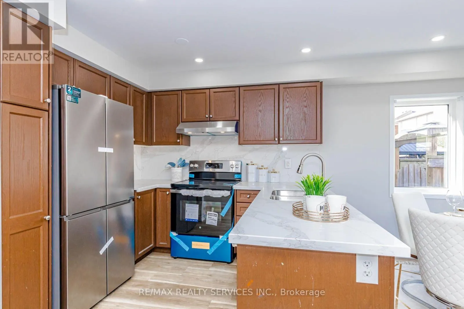 37 SKELTON CRESCENT