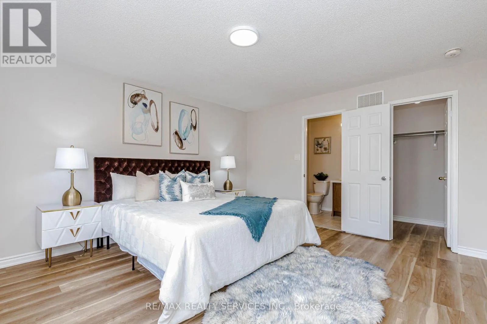 37 SKELTON CRESCENT
