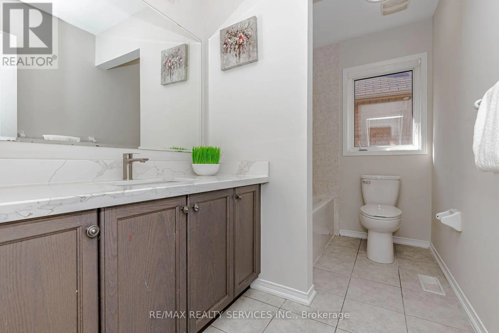 37 SKELTON CRESCENT