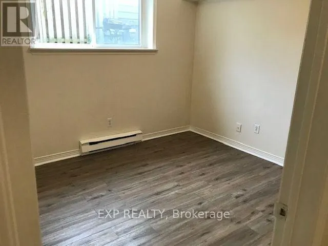 8 - 520 BLOOR STREET E #8