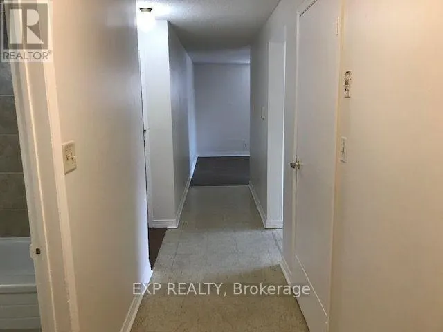 8 - 520 BLOOR STREET E #8