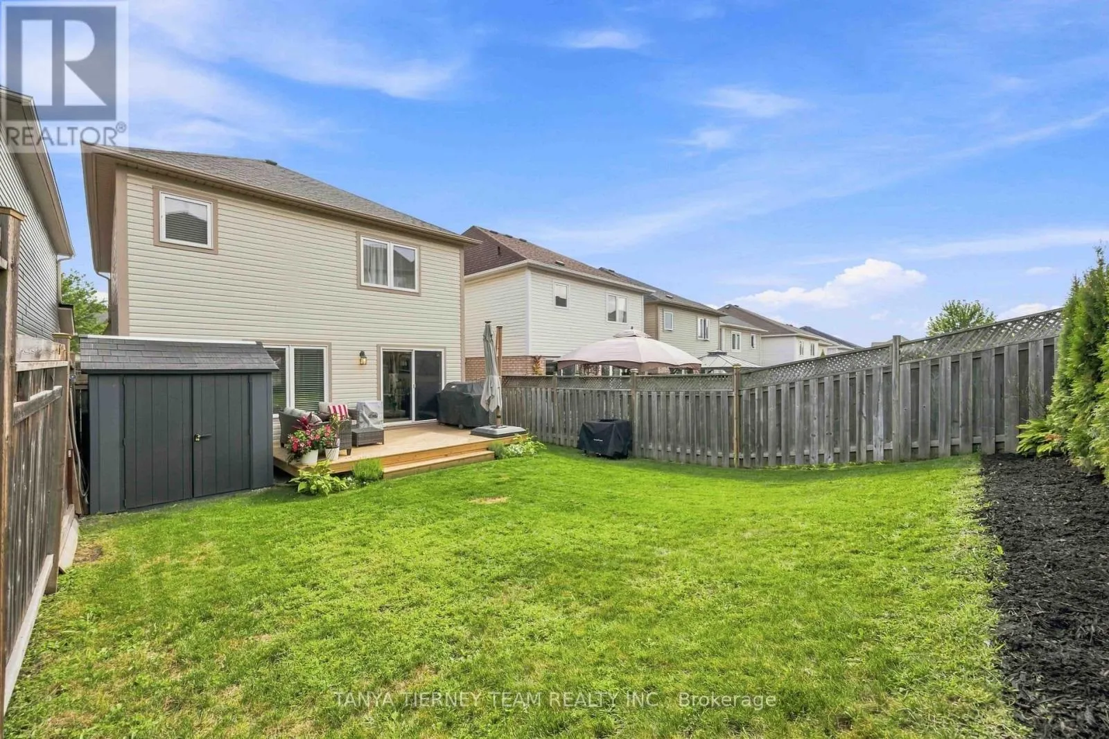 828 TAGGART CRESCENT