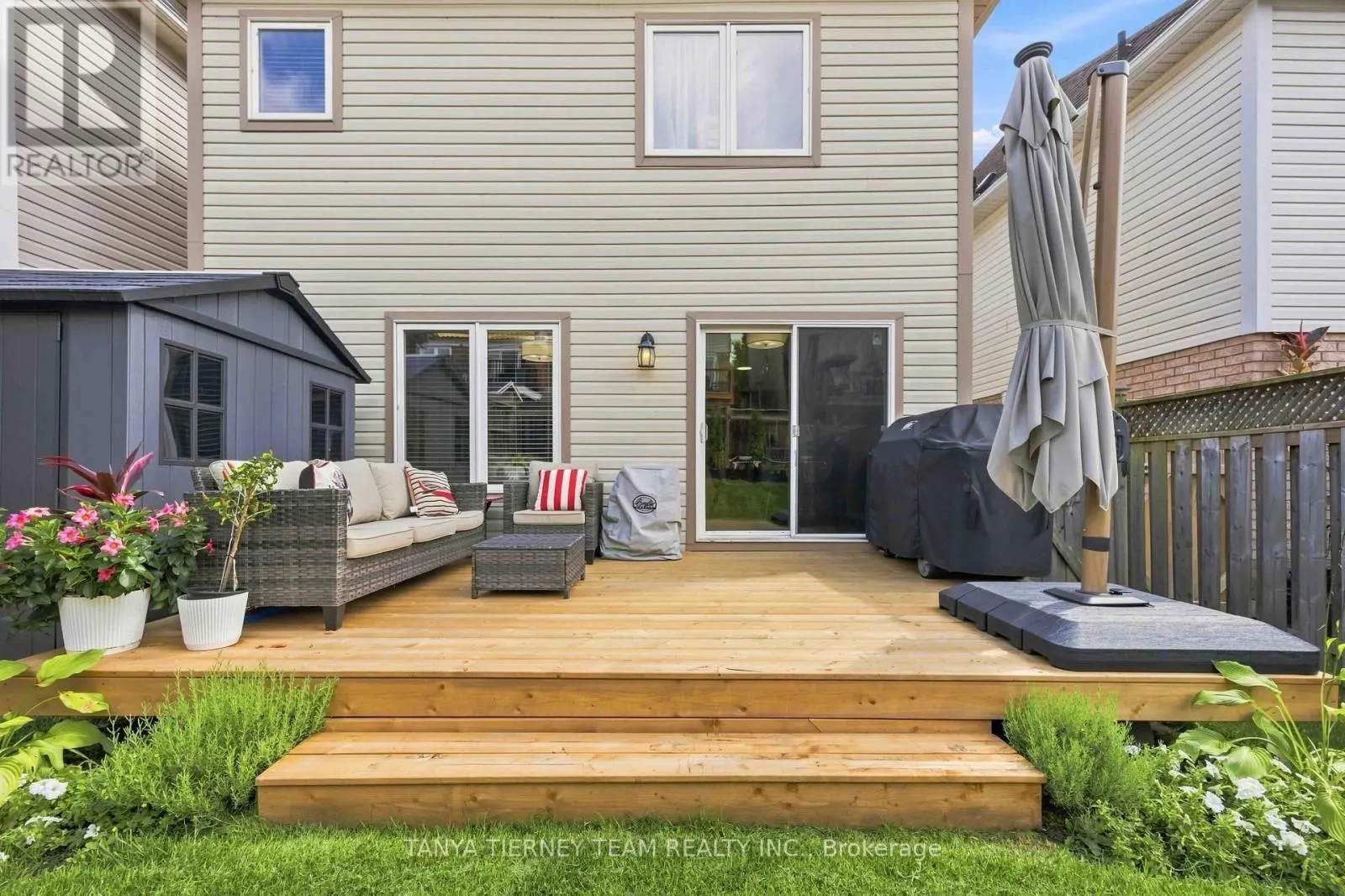 828 TAGGART CRESCENT