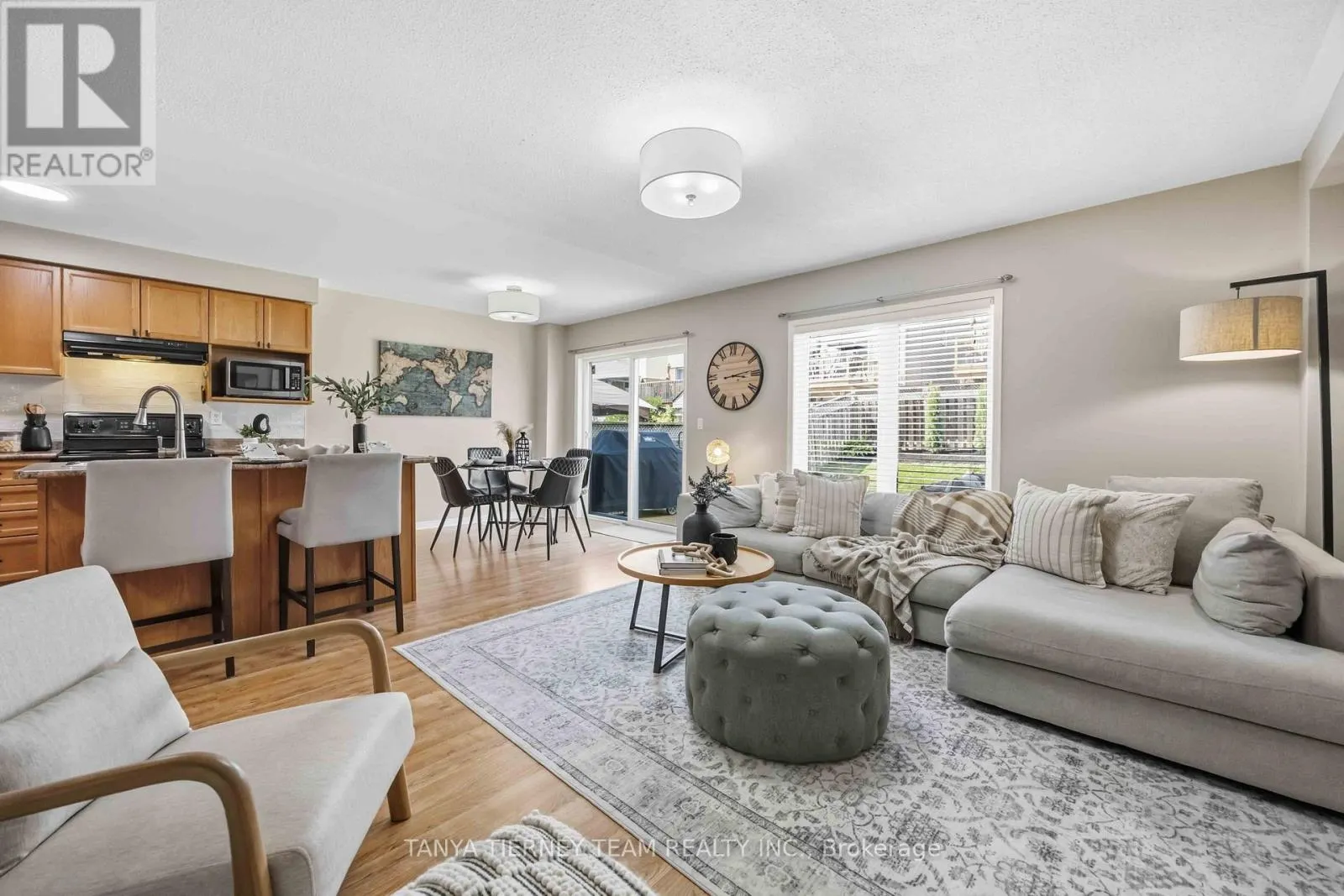 828 TAGGART CRESCENT