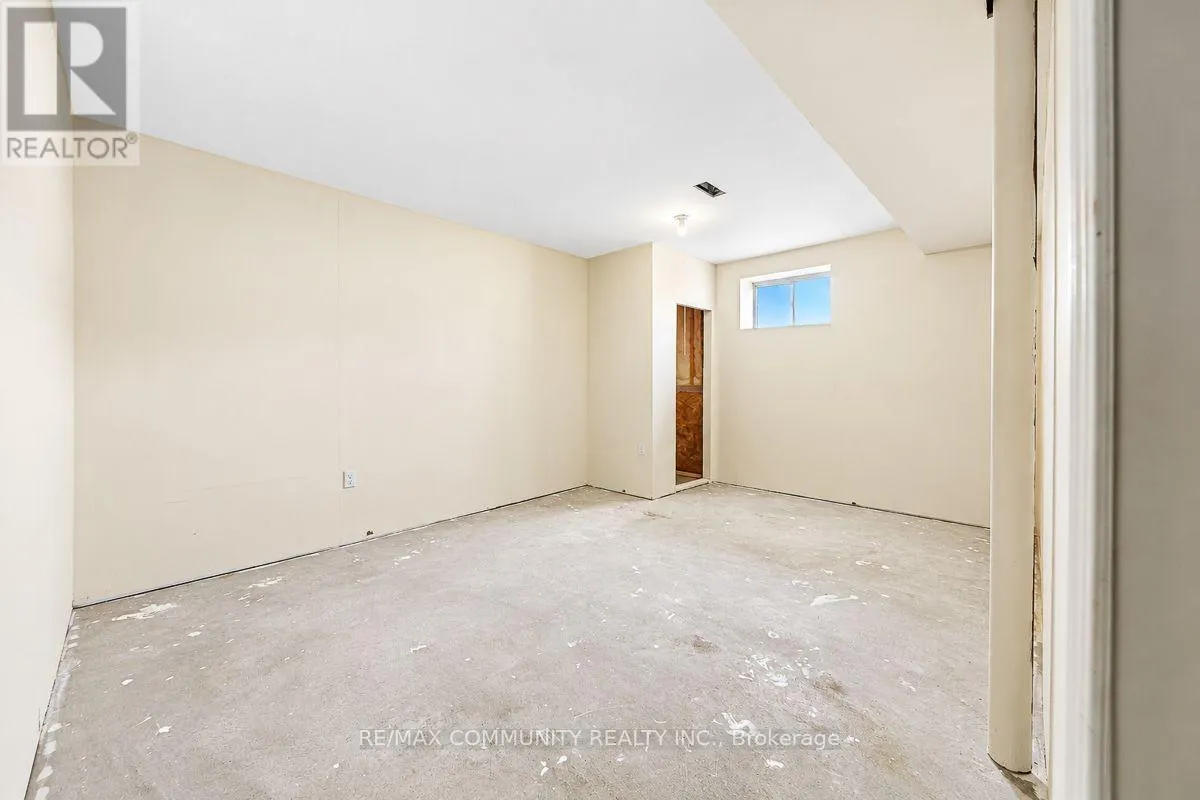 1119 CAMEO STREET
