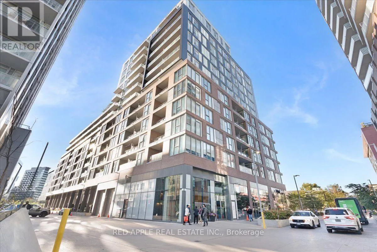 207 - 30 BASEBALL PLACE