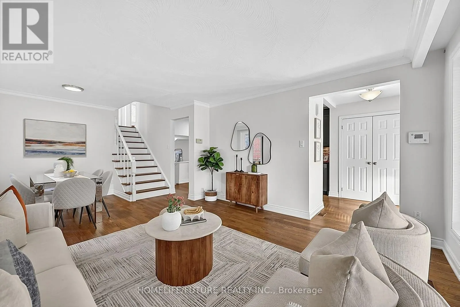 18 IVAN ROAD