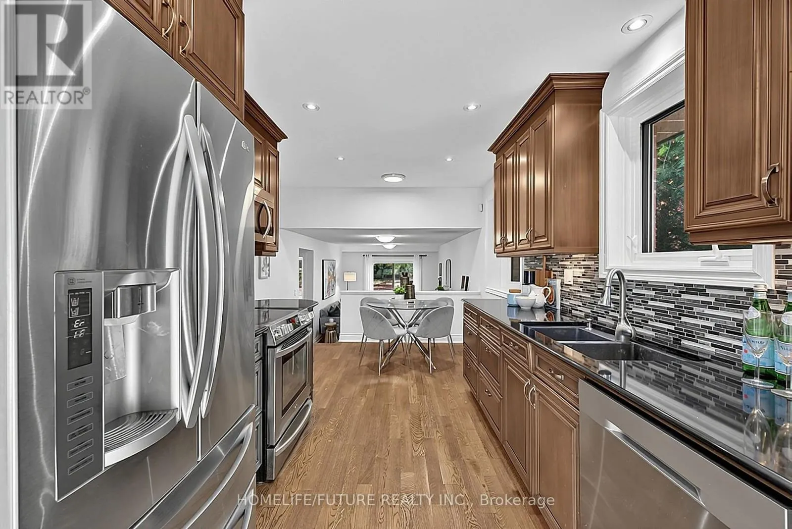 18 IVAN ROAD