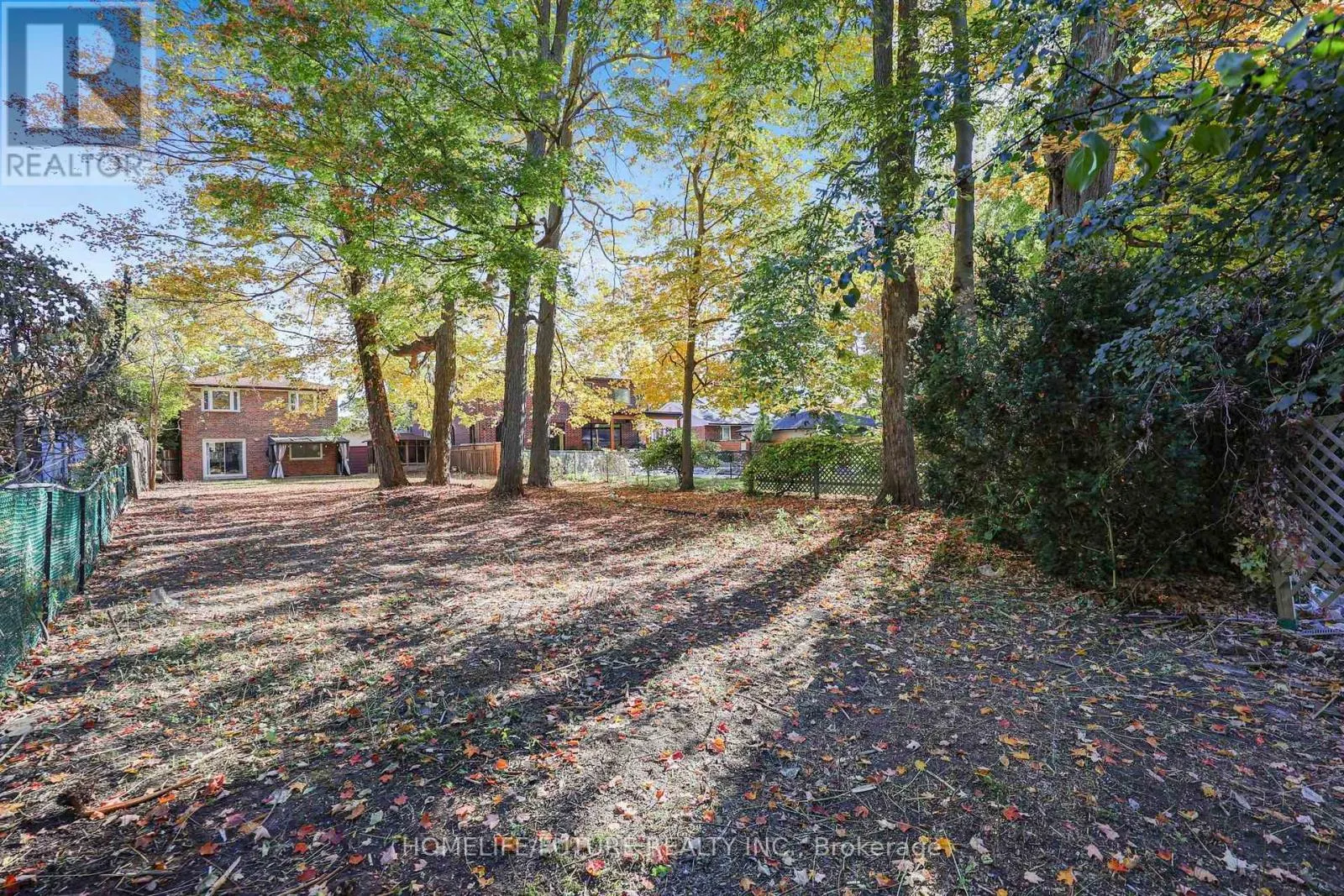 18 IVAN ROAD