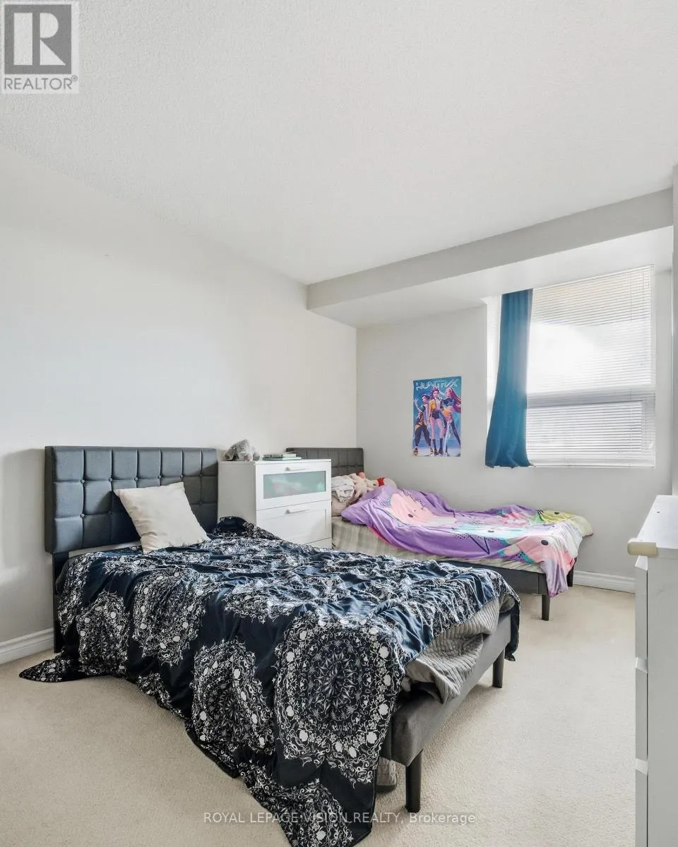 319 - 10 DEAN PARK ROAD