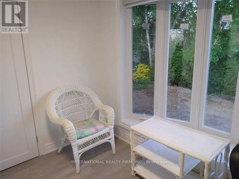 5 AYLESFORD DRIVE