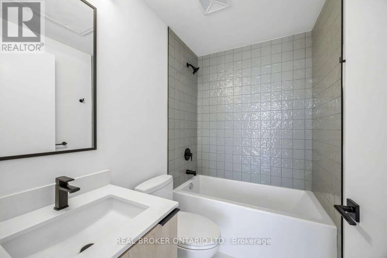 827 - 1625 MILITARY TRAIL