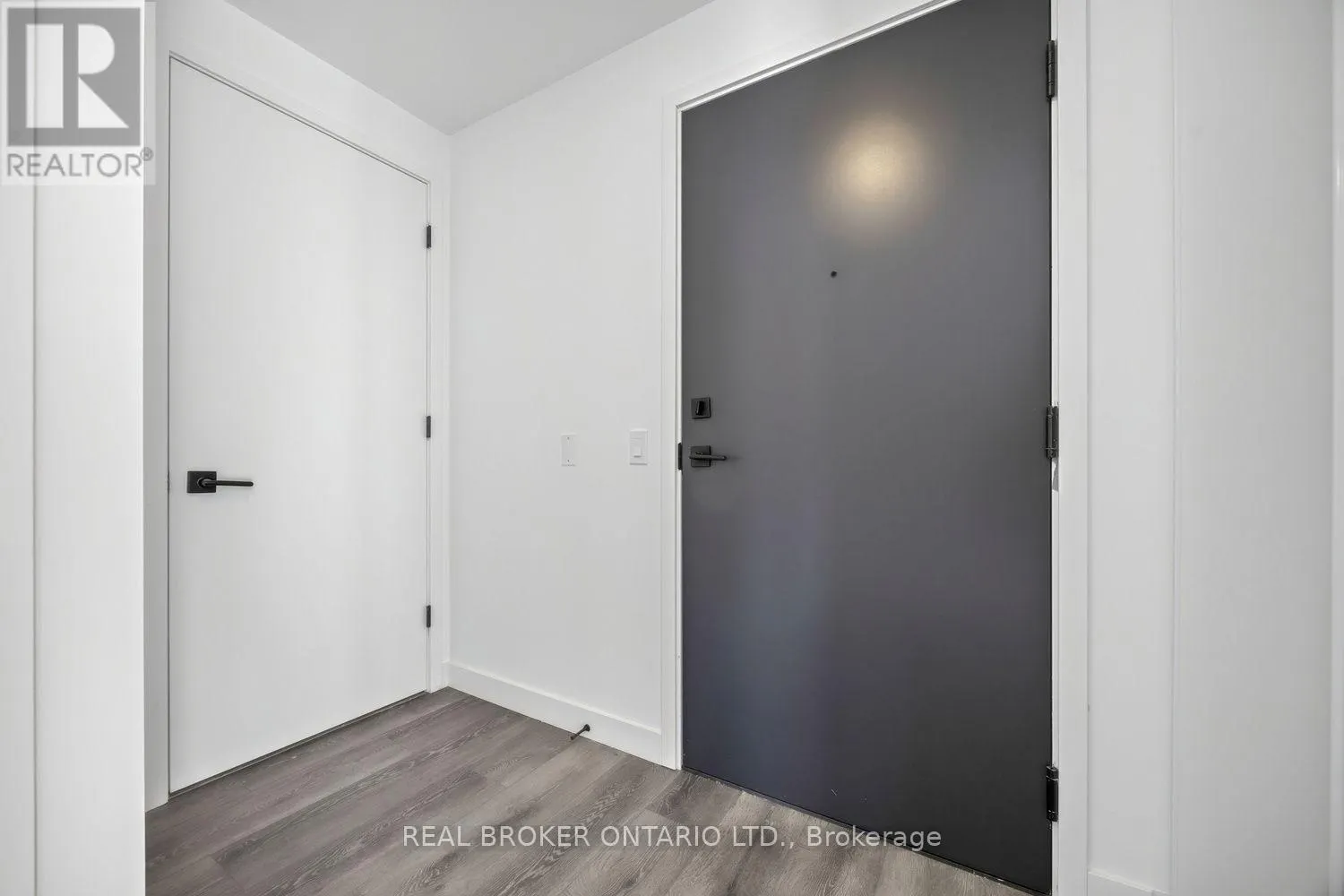 827 - 1625 MILITARY TRAIL