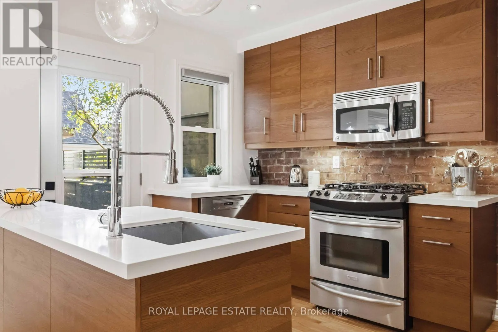 81 COURCELETTE ROAD