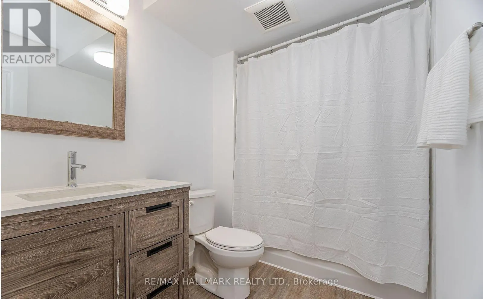 283 PORTER - LOWER LEVEL STREET