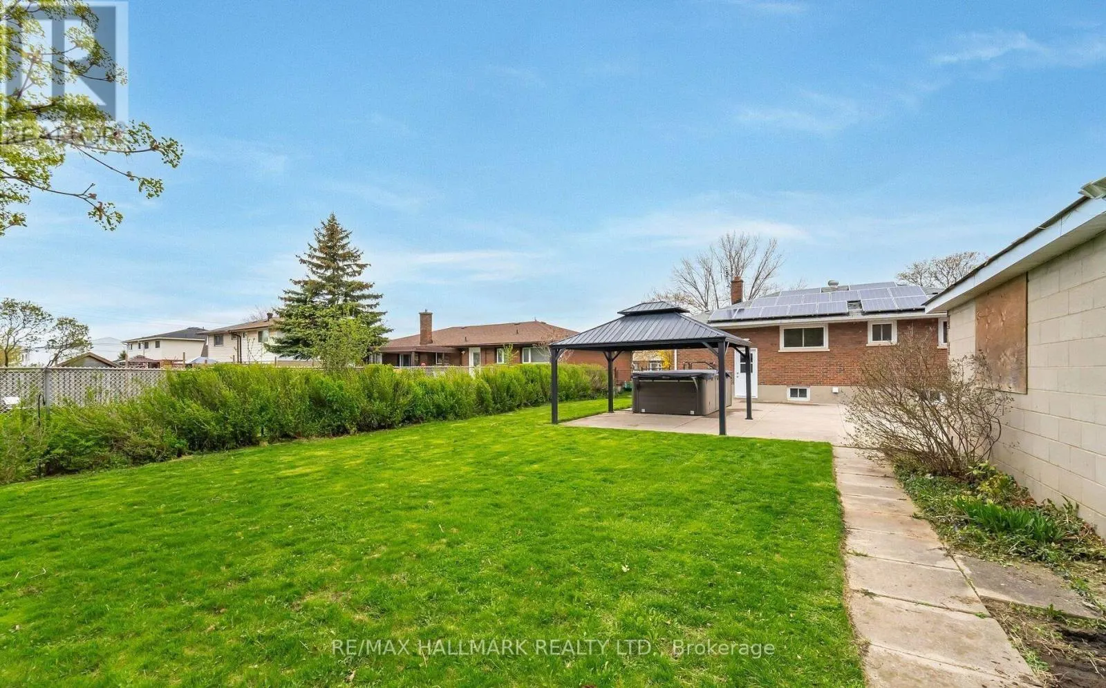 283 PORTER - LOWER LEVEL STREET