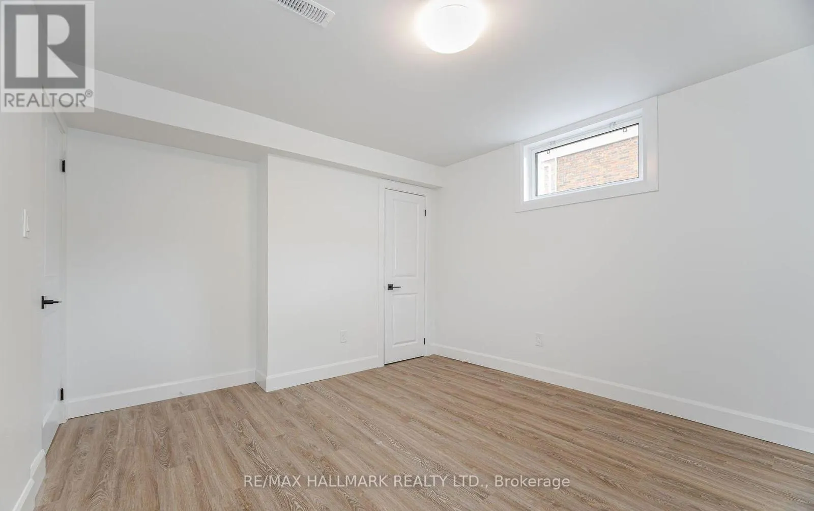 283 PORTER - LOWER LEVEL STREET