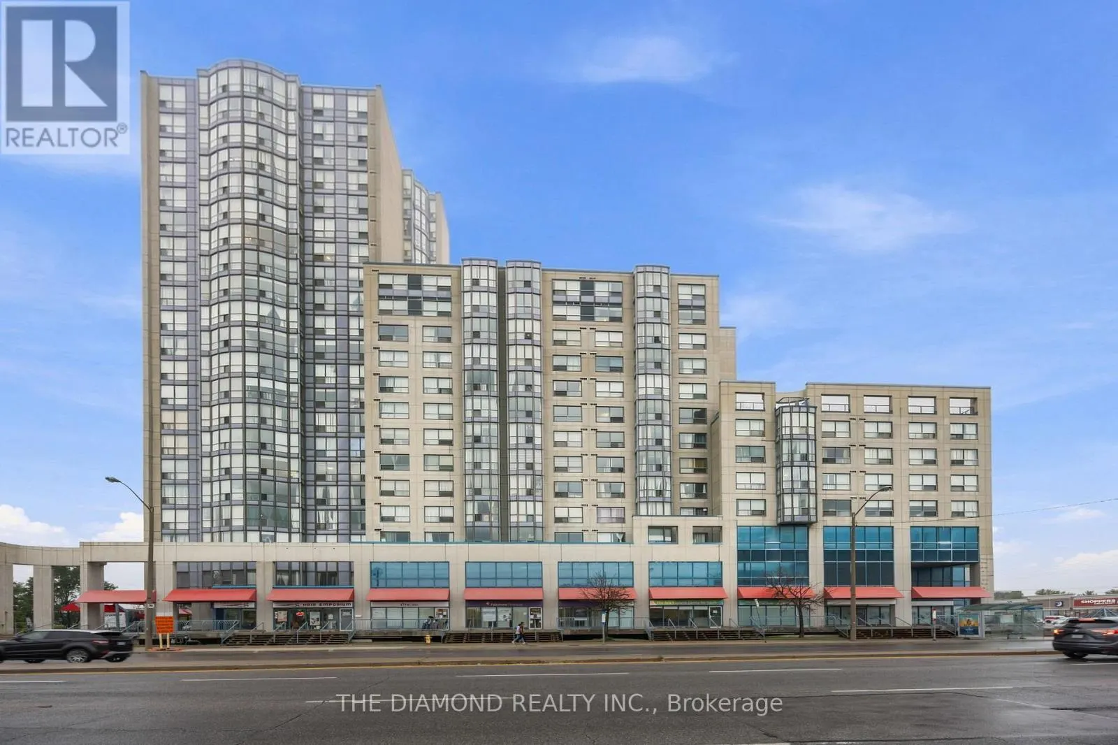 816 - 2550 LAWRENCE AVENUE E