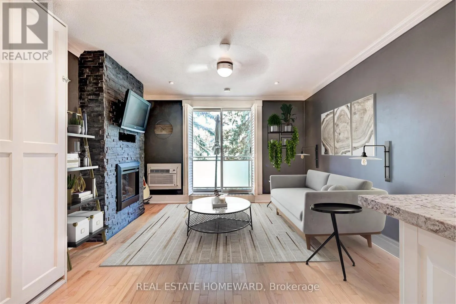 322 - 123 WOODBINE AVENUE