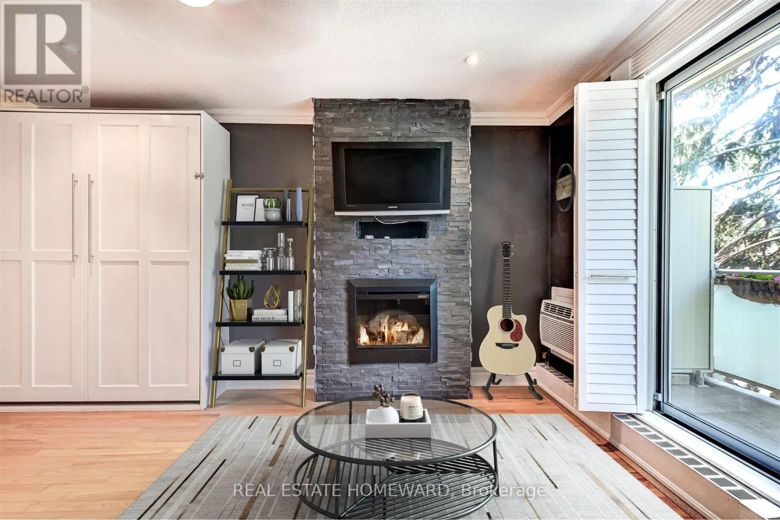 322 - 123 WOODBINE AVENUE