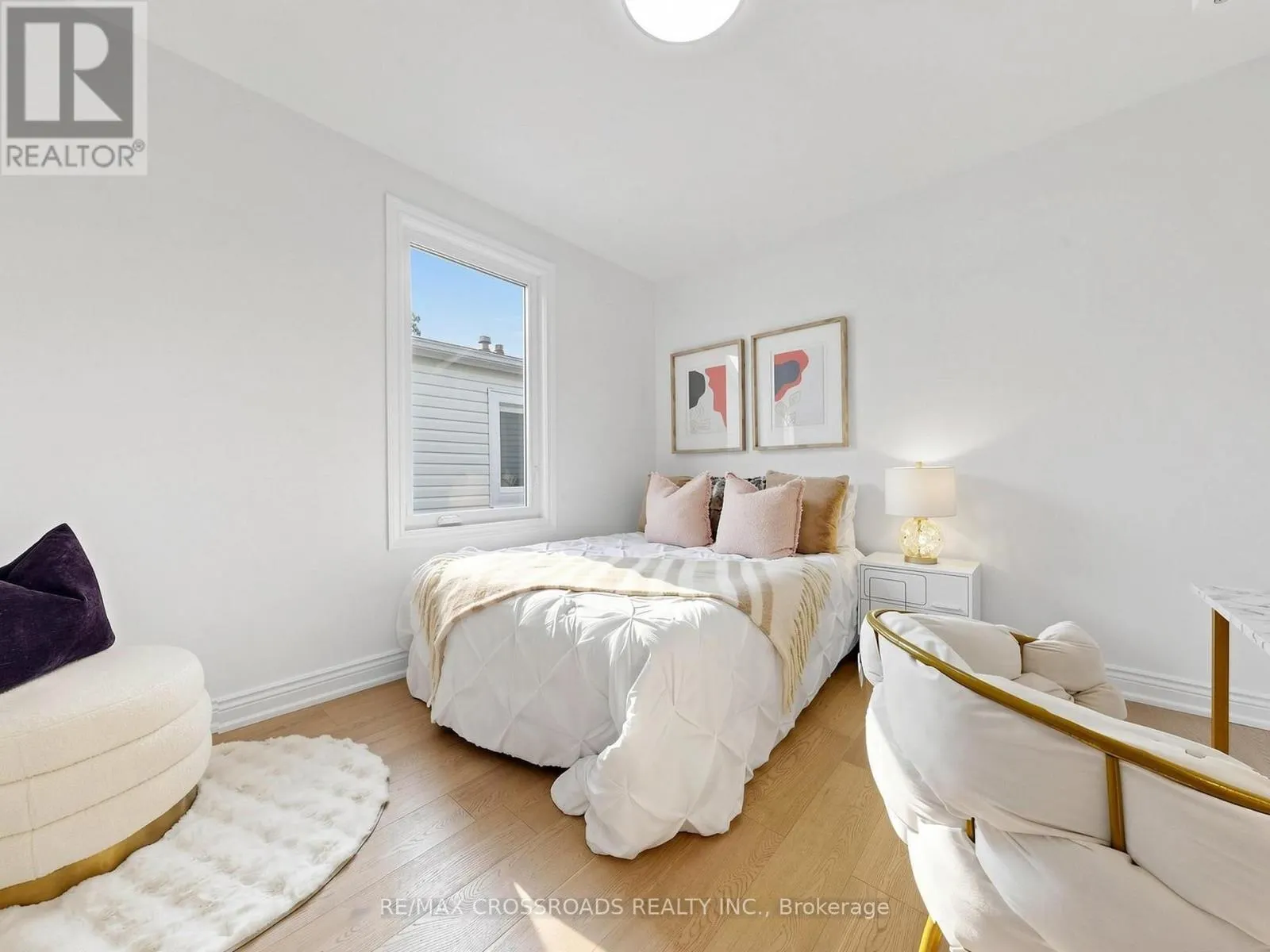 548 GLEBEHOLME BOULEVARD