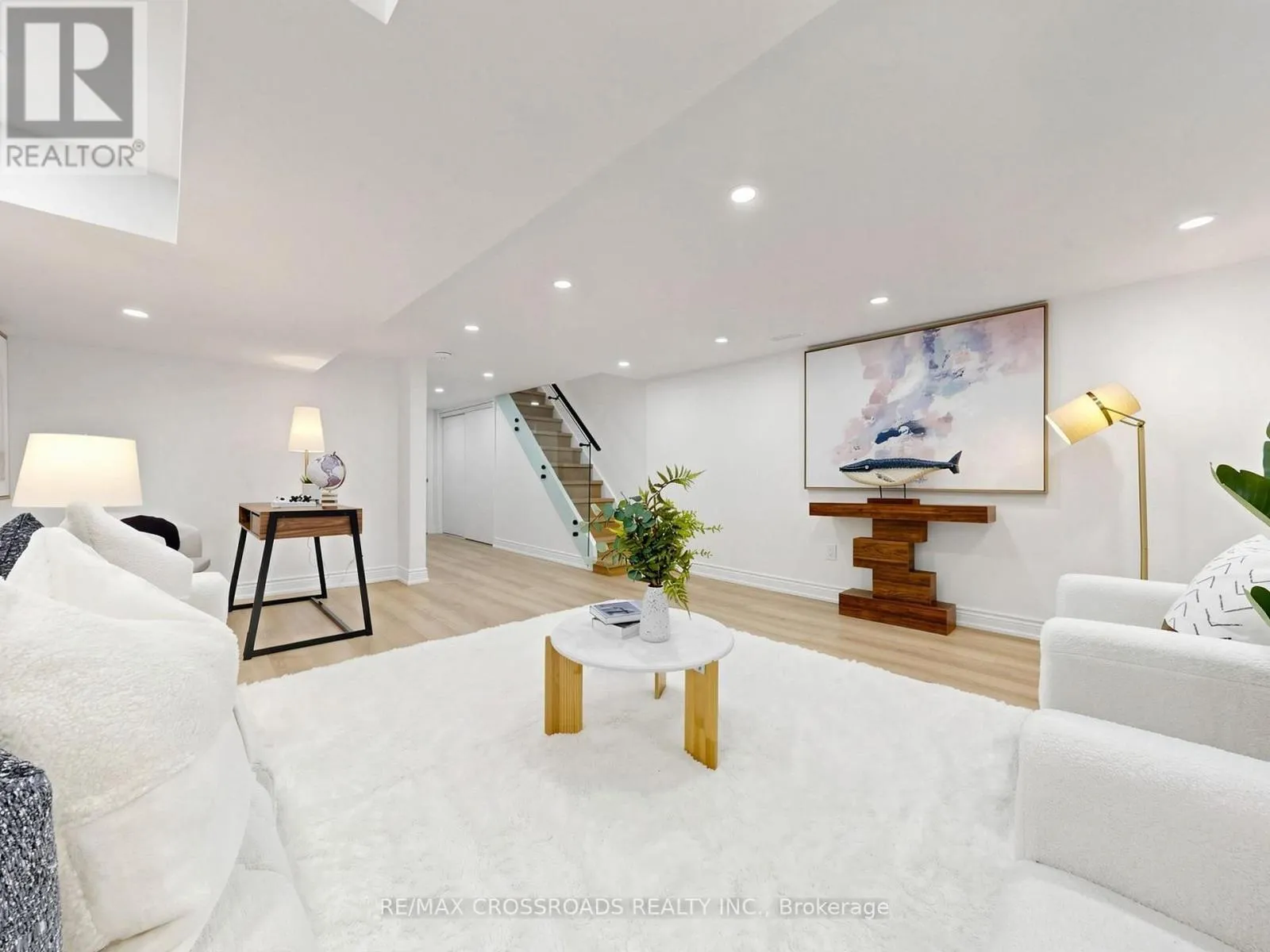 548 GLEBEHOLME BOULEVARD