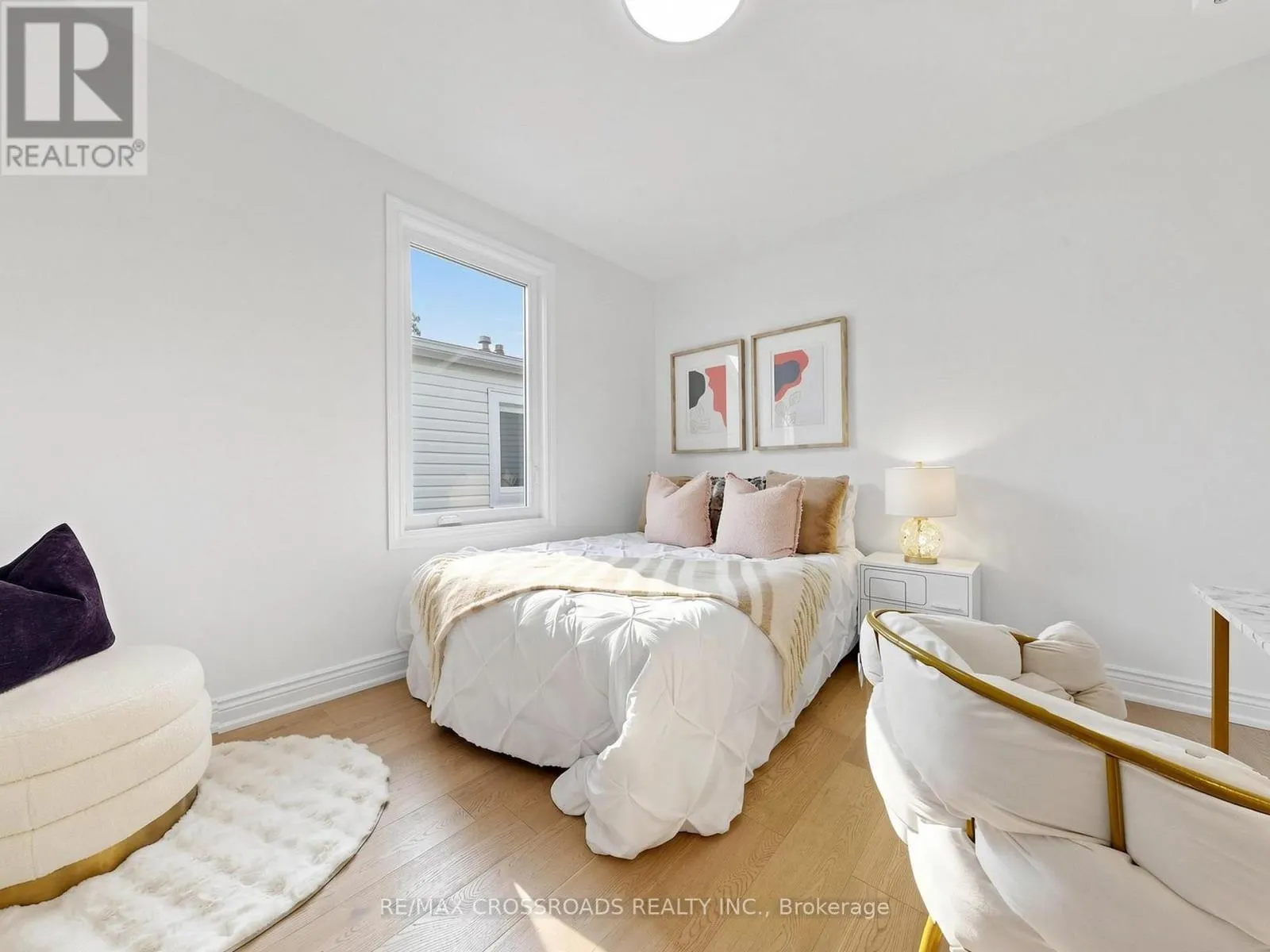 548 GLEBEHOLME BOULEVARD