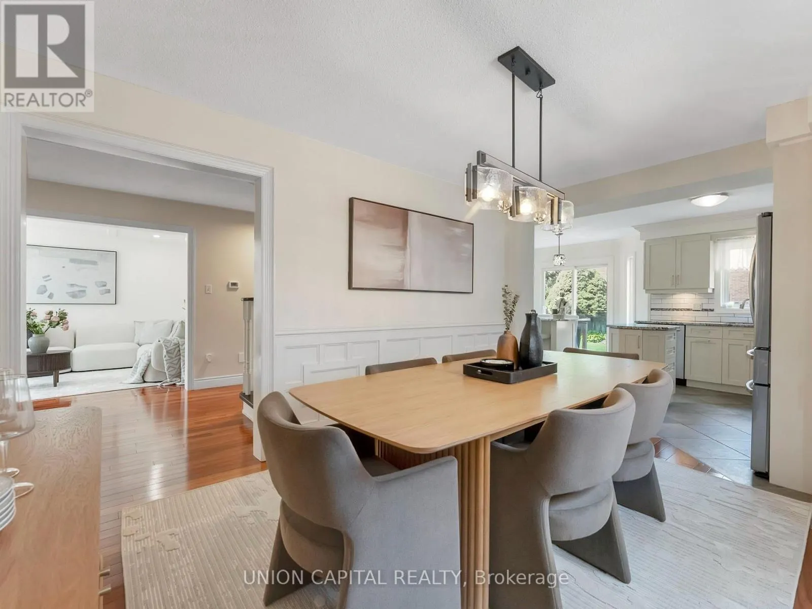 772 PEBBLE COURT