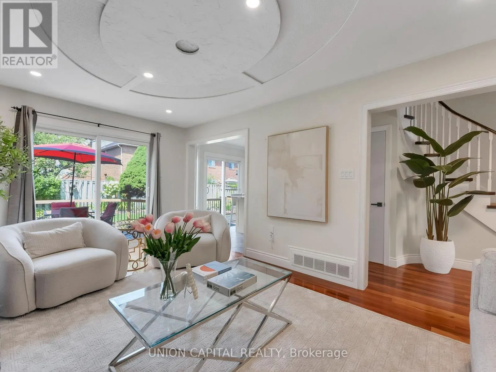 772 PEBBLE COURT