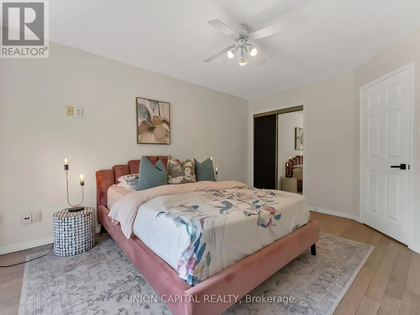 772 PEBBLE COURT
