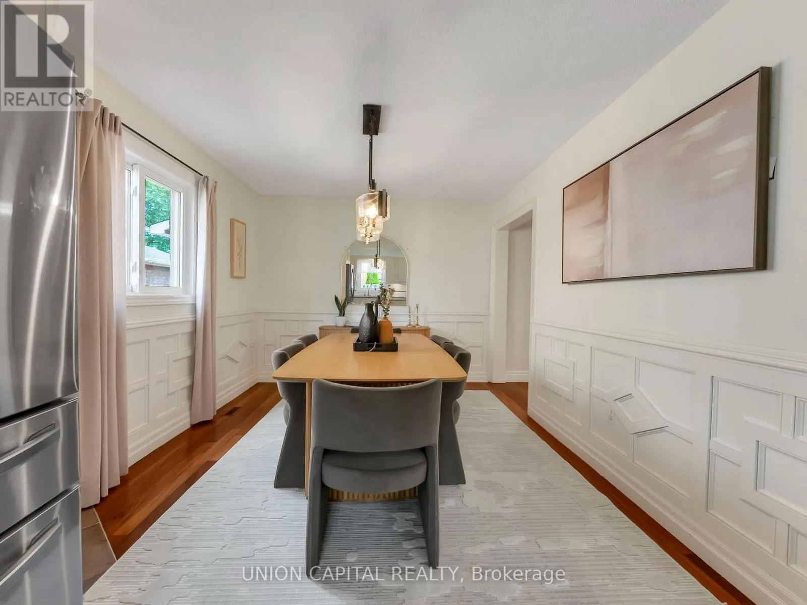 772 PEBBLE COURT