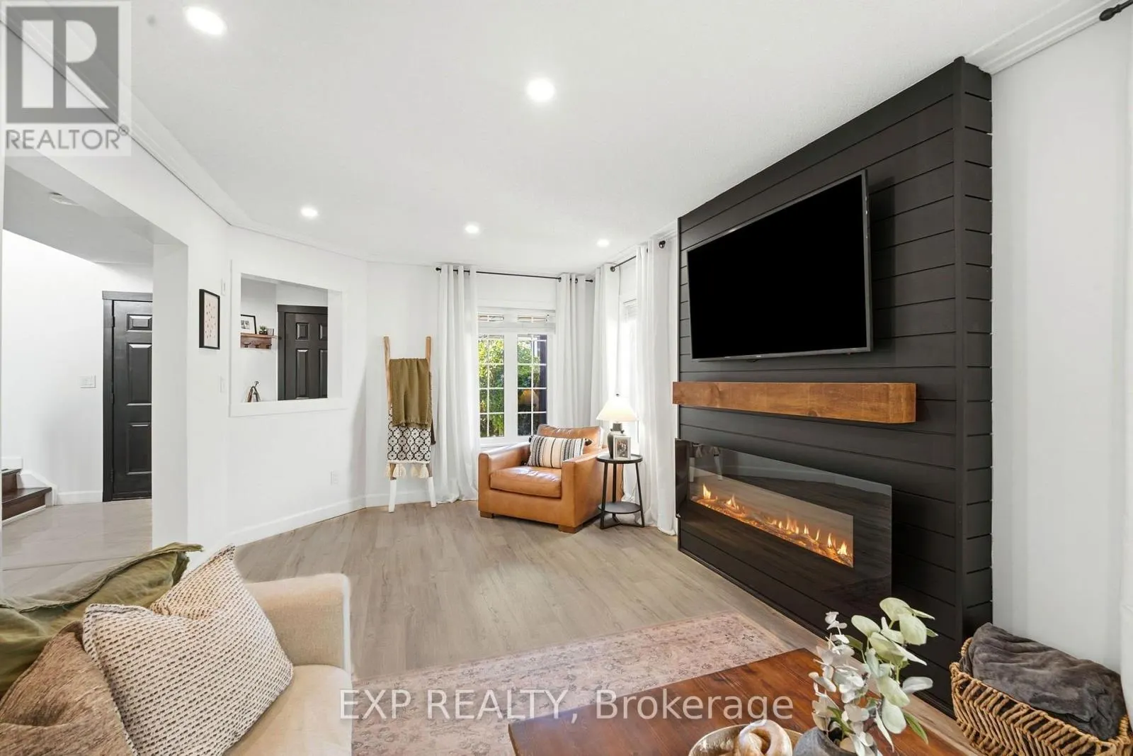 152 UNDERWOOD DRIVE