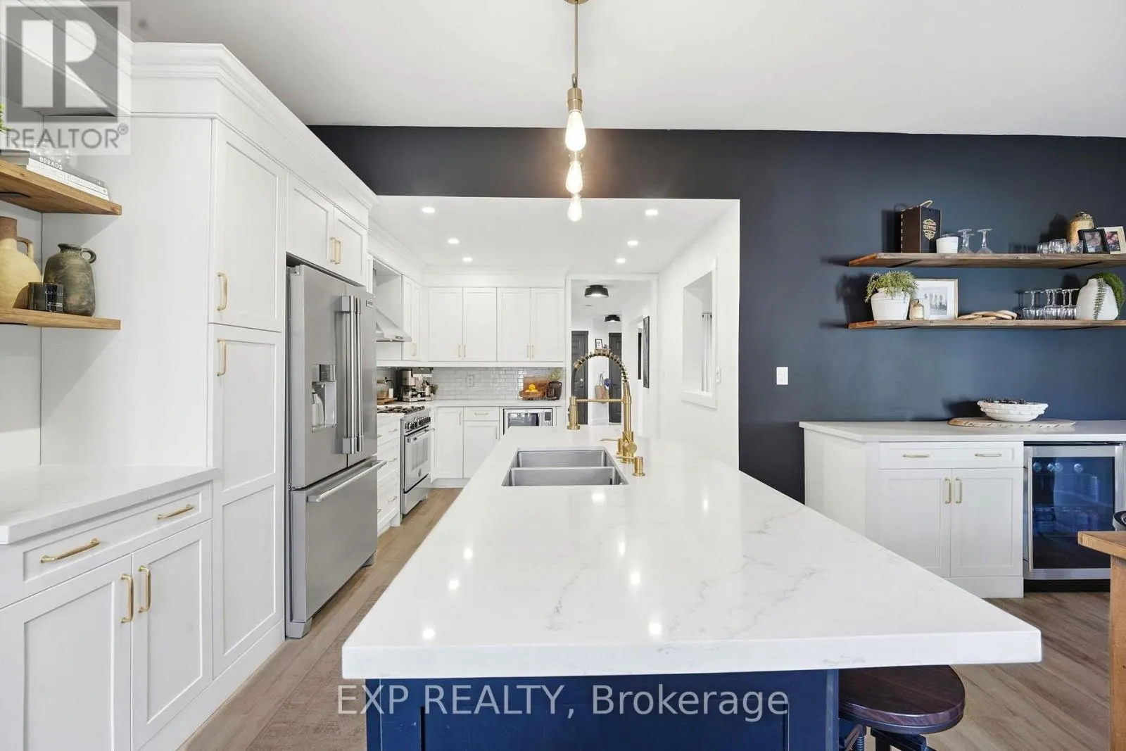 152 UNDERWOOD DRIVE