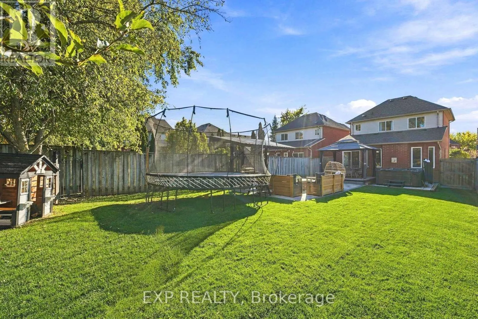 152 UNDERWOOD DRIVE
