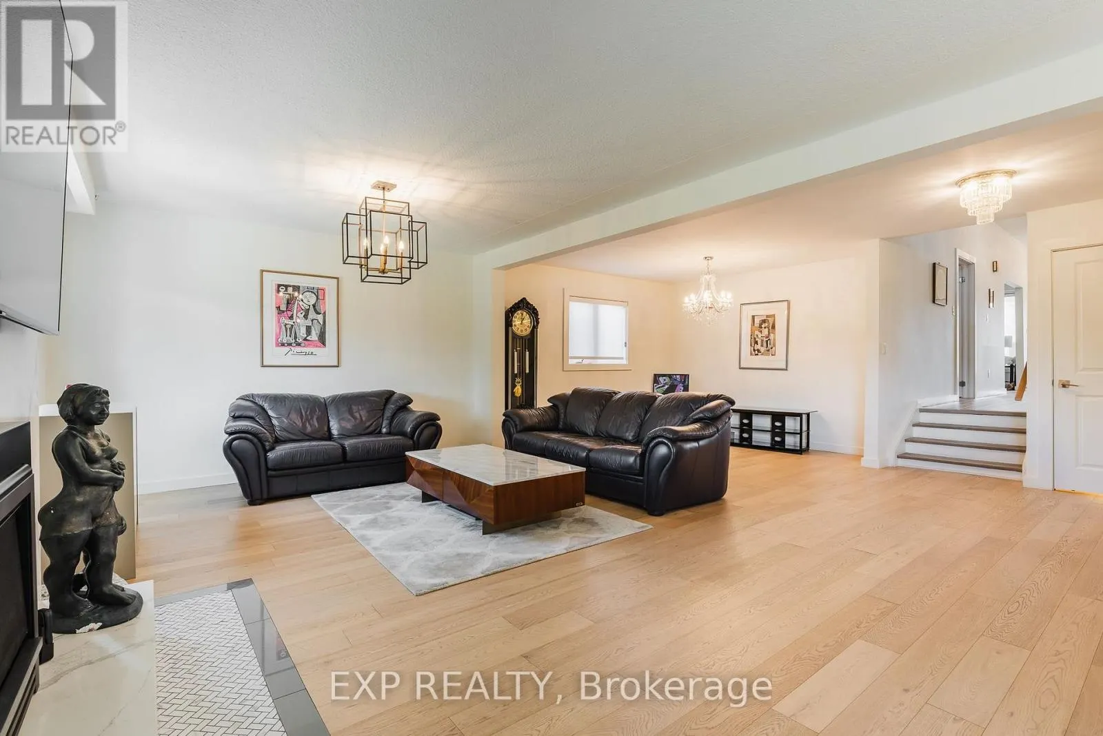60 GOODERHAM DRIVE