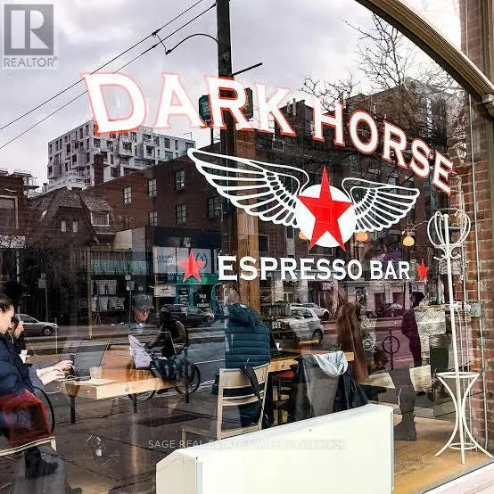 204 - 747 QUEEN STREET E
