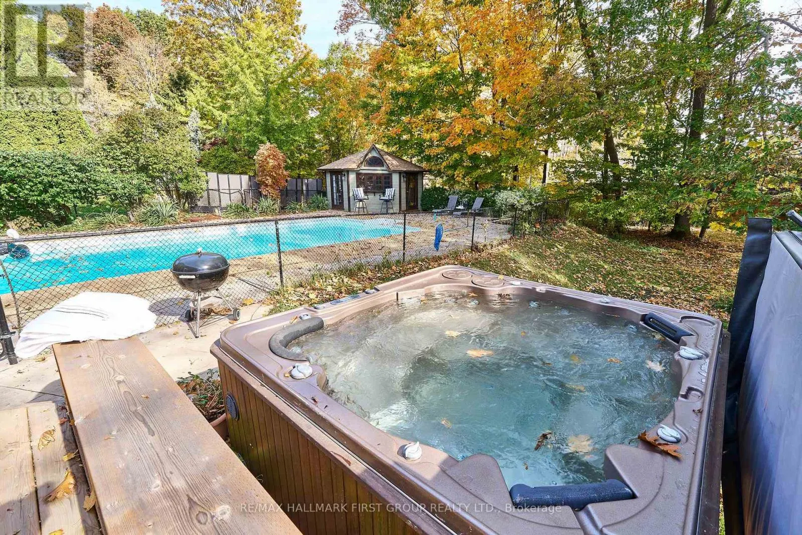 515 OAKWOOD DRIVE