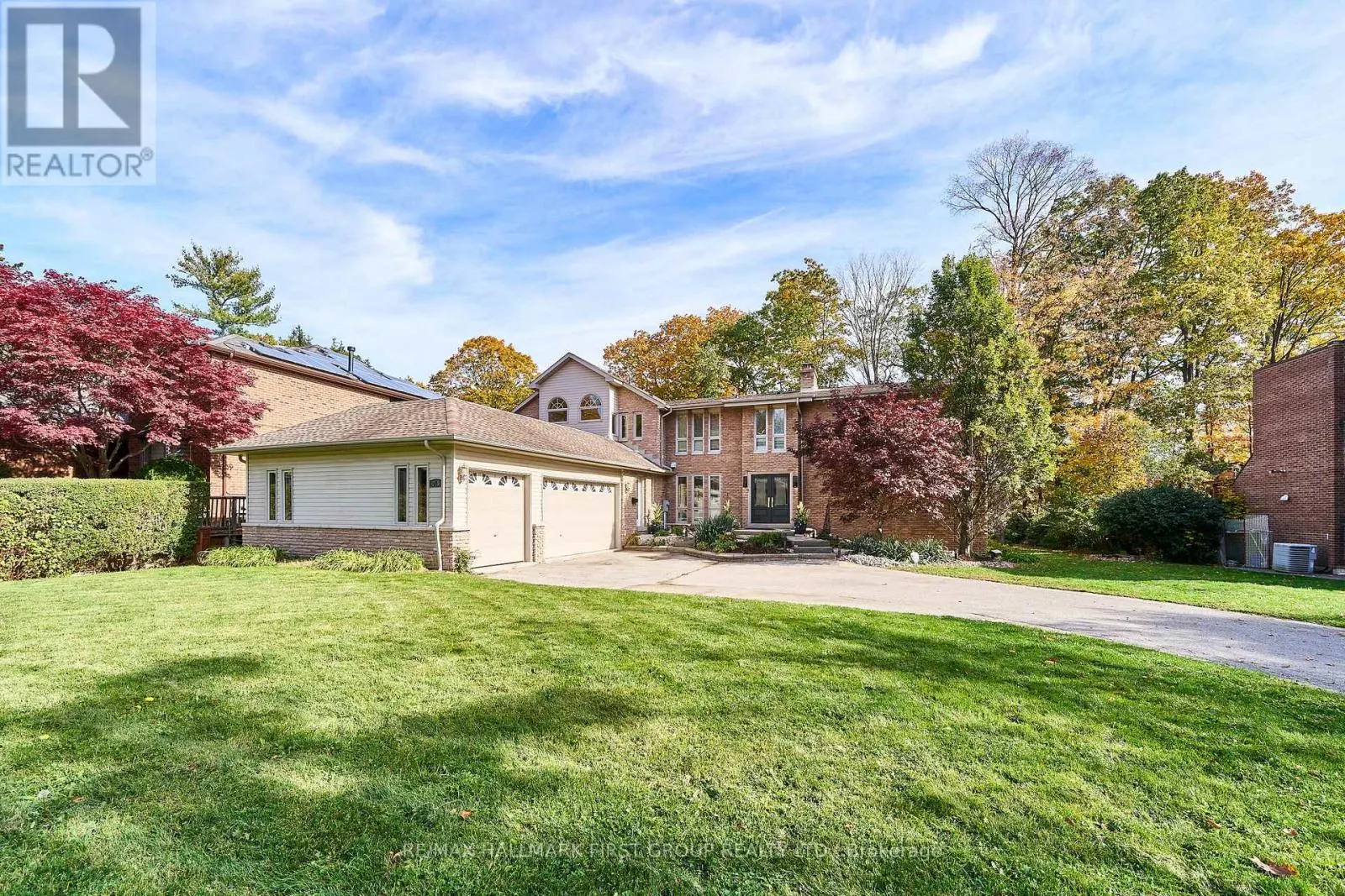 515 OAKWOOD DRIVE