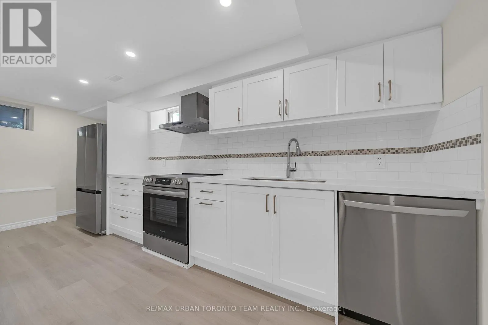 LOWER - 3517 ST CLAIR AVENUE