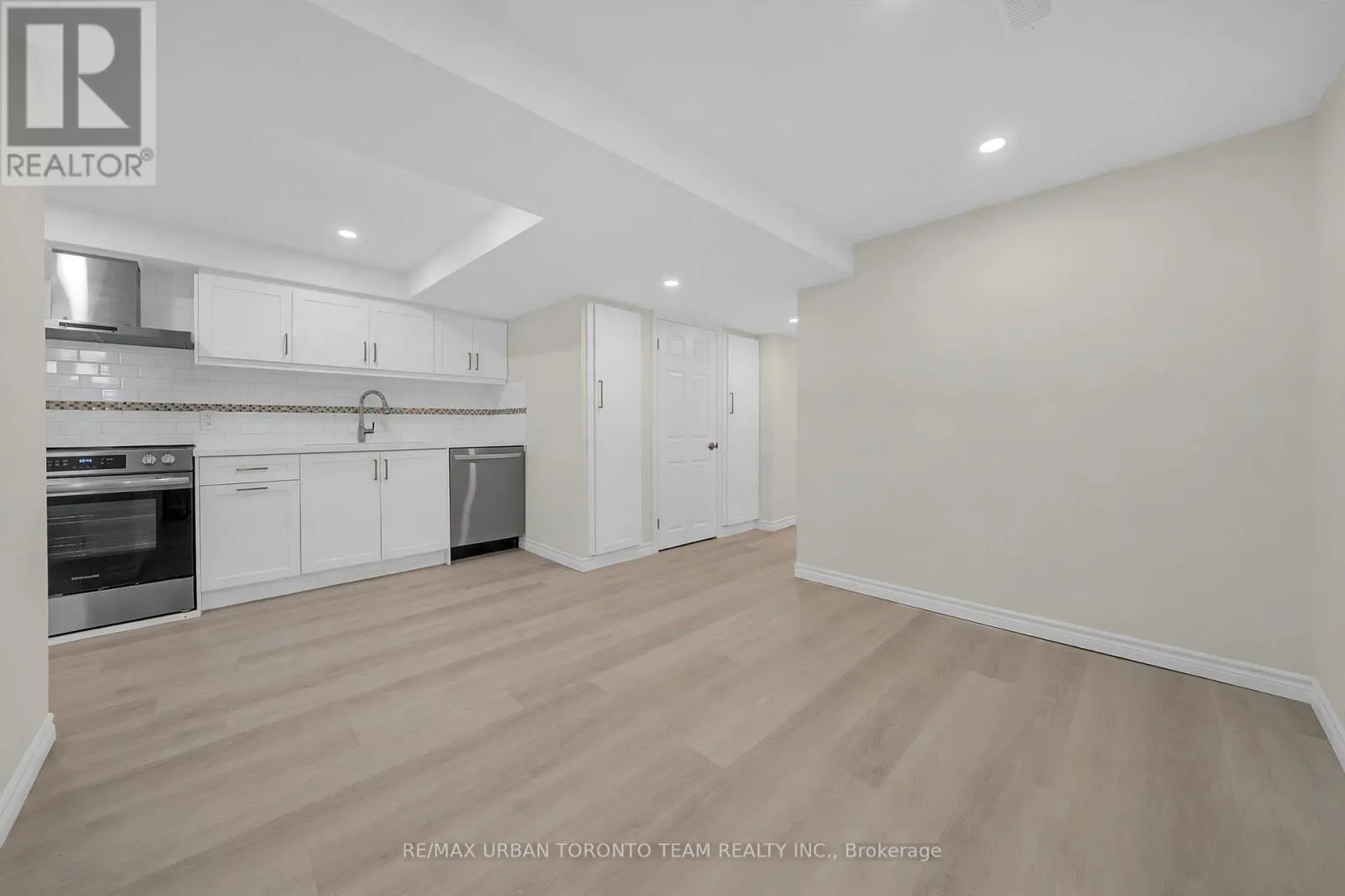 LOWER - 3517 ST CLAIR AVENUE